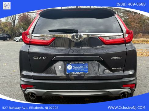 Used 2017 Honda CR-V Touring image 3