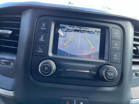 Used 2019 RAM 2500 Big Horn AWD/4WD image 16