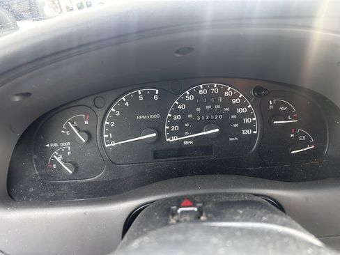 Used 2002 Ford Ranger XLT image 13