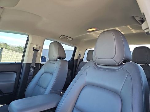 Used 2020 Chevrolet Colorado W/T w/ Custom Special Edition image 16