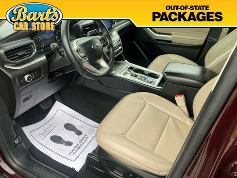 Used 2022 Ford Explorer XLT w/ Equipment Group 202A AWD/4WD image 29