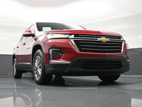 Used 2024 Chevrolet Traverse LT FWD image 30