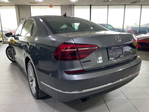 Used 2019 Volkswagen Passat 2.0T Wolfsburg w/ Wheels & Sunroof Package image 5