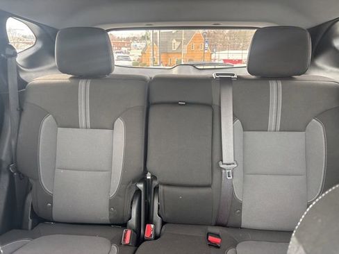 Used 2025 Chevrolet Blazer LT image 21