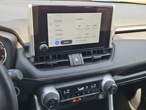 Used 2025 Toyota RAV4 XLE FWD image 21