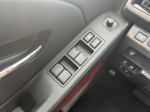 New 2025 Nissan Frontier PRO-4X image 18