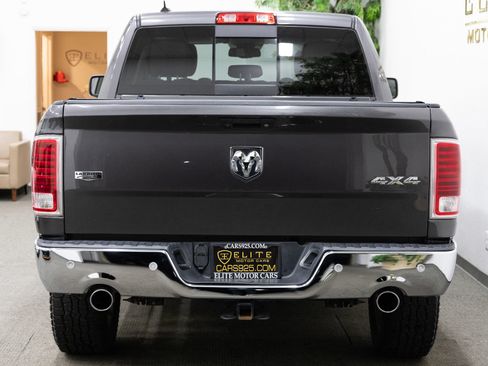 Used 2016 RAM 1500 Laramie w/ Convenience Group AWD/4WD image 4