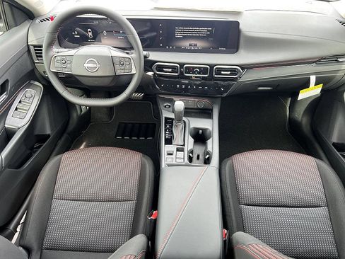 New 2026 Nissan Sentra SR image 9