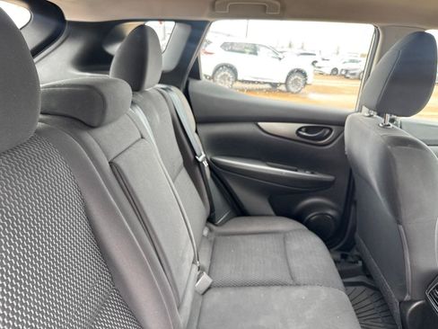 Used 2022 Nissan Rogue Sport S FWD image 31
