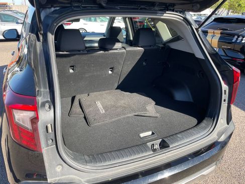 Used 2025 Kia Seltos S FWD image 32