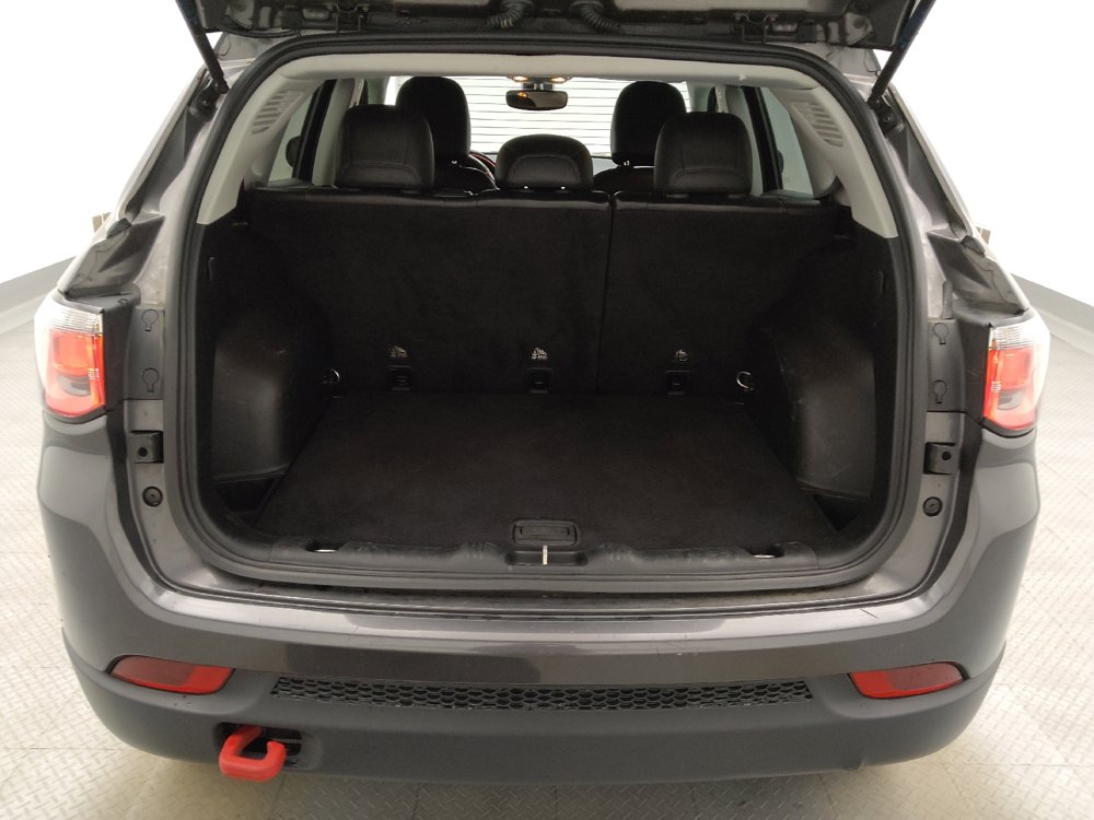 Used 2020 Jeep Compass Trailhawk AWD/4WD image 29