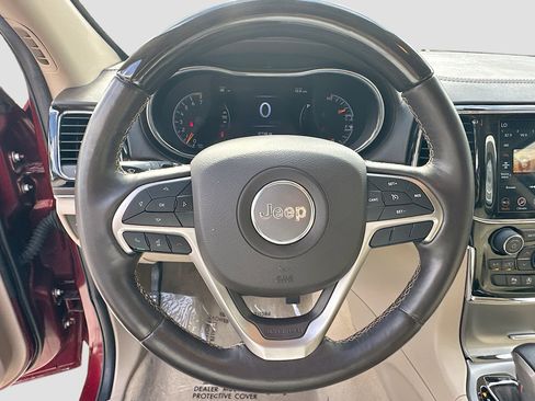 Used 2020 Jeep Grand Cherokee Overland image 11