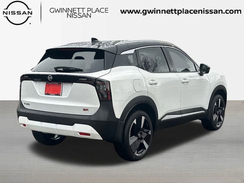 New 2026 Nissan Kicks SR w/ SR Premium Package image 5