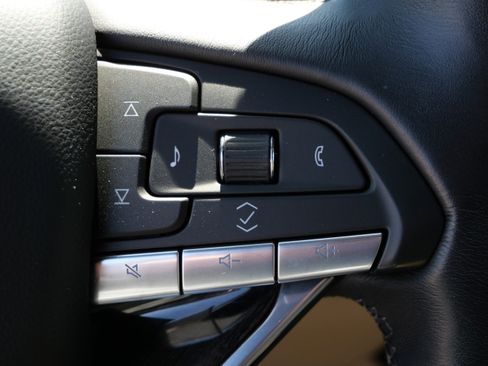 Used 2024 Cadillac Escalade ESV Premium Luxury w/ LPO, Floor Liner Package AWD/4WD image 29