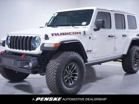Used 2024 Jeep Wrangler Unlimited Rubicon AWD/4WD image 1