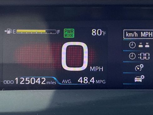 Used 2017 Toyota Prius Four w/ Advanced Technology Package FWD image 25