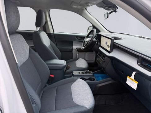 New 2026 Ford Maverick XLT w/ XLT Luxury Package image 17