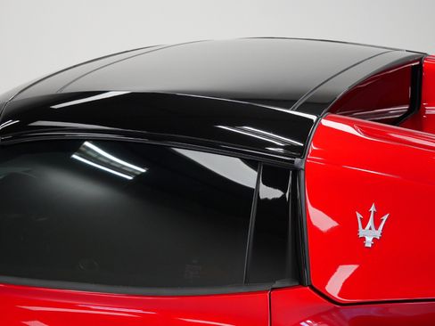 Used 2023 Maserati MC20 Spyder RWD image 52