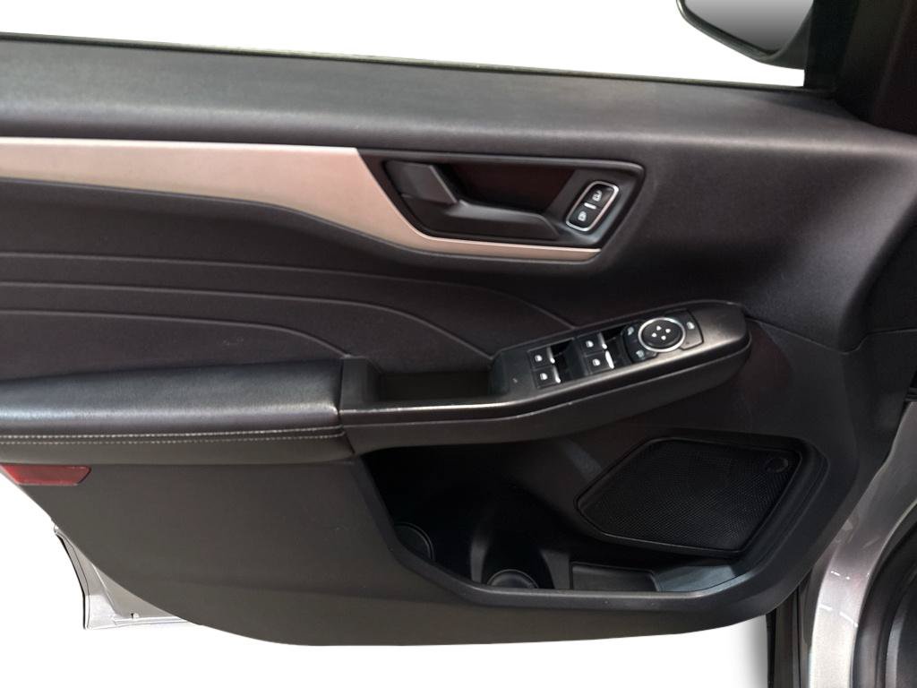 Used 2022 Ford Escape SE w/ Convenience Package FWD image 15
