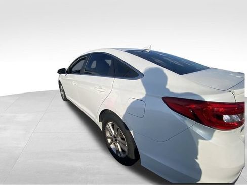 Used 2016 Hyundai Sonata SE FWD image 6