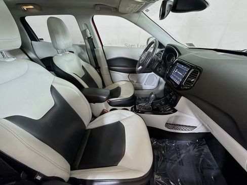 Used 2018 Jeep Compass Limited w/ Navigation Group image 27