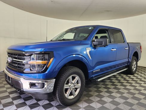 Used 2024 Ford F150 XLT w/ Mobile Office Package AWD/4WD image 3
