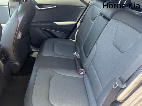 New 2026 Kia Niro SX Touring FWD image 23