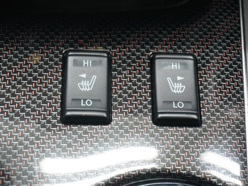 Used 2020 Nissan Pathfinder SL FWD image 27