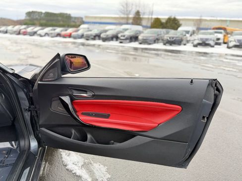 Used 2016 BMW 228i Convertible image 18