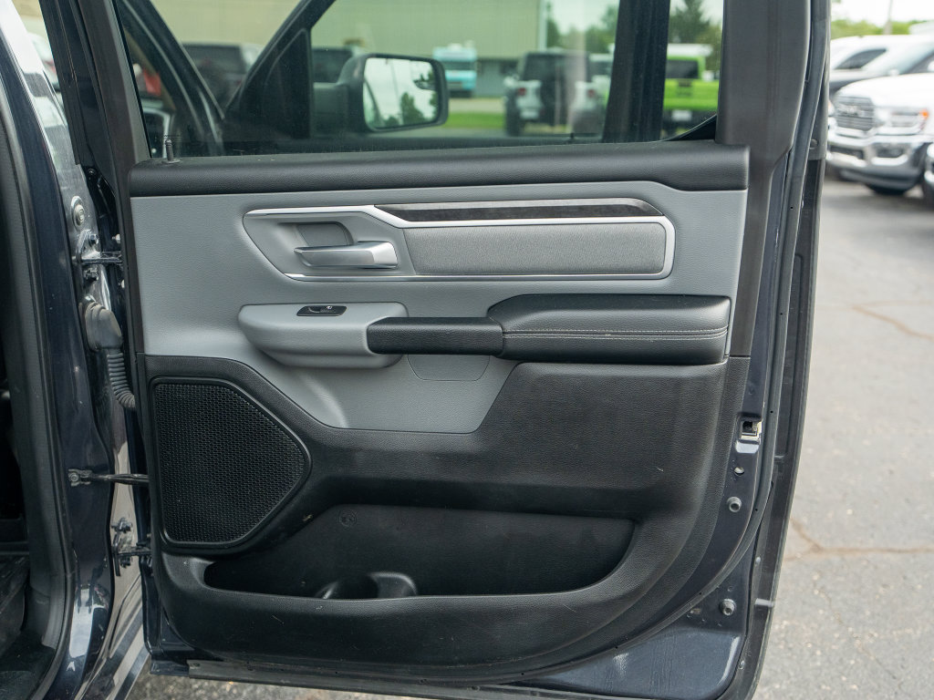 Used 2020 RAM 1500 Big Horn AWD/4WD image 13