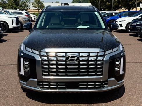 Used 2024 Hyundai Palisade Calligraphy AWD/4WD image 2