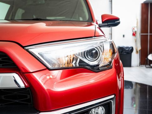 Used 2018 Toyota 4Runner Limited image 15