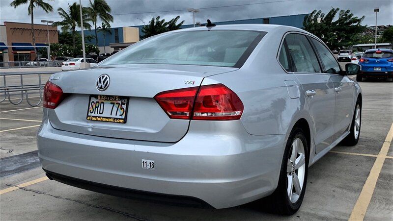 Used 2015 Volkswagen Passat 1.8T Limited Edition FWD image 5
