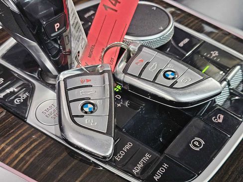 Used 2020 BMW X5 xDrive50i w/ Off-Road Package image 30