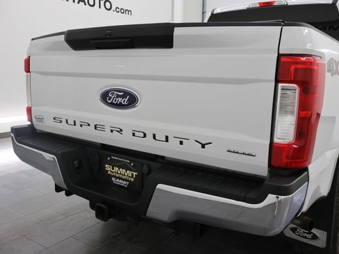 Used 2018 Ford F250 XLT AWD/4WD image 27