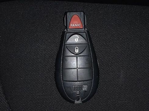 Used 2020 Jeep Cherokee Latitude image 32