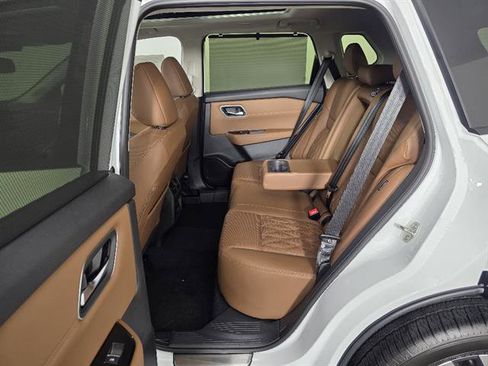 New 2026 Nissan Rogue Platinum AWD/4WD image 23