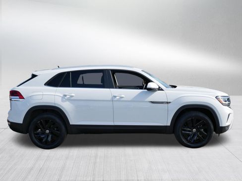 Certified 2023 Volkswagen Atlas Cross Sport SE w/ Black Wheel Package AWD/4WD image 8