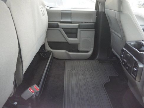Used 2017 Ford F150 XLT w/ Equipment Group 302A Luxury RWD image 11