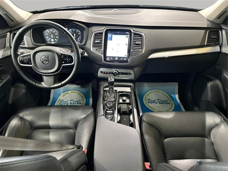 Used 2016 Volvo XC90 T6 Momentum AWD/4WD image 16