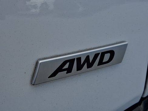 Certified 2023 Hyundai Kona SEL AWD/4WD image 32