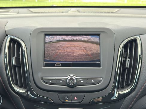 Used 2022 Chevrolet Equinox RS FWD image 25