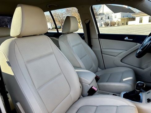 Used 2016 Volkswagen Tiguan S image 26
