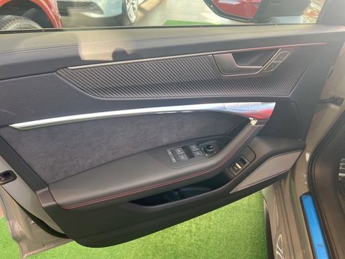 New 2025 Audi RS 6 performance image 10