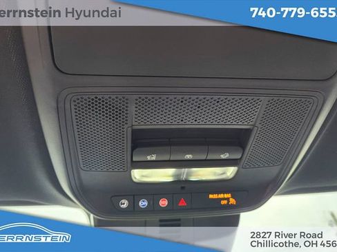 Used 2026 Chevrolet Traverse LT w/ Sun and Wheel Package AWD/4WD image 20