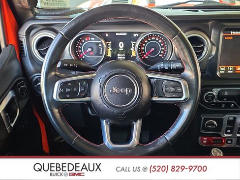 Used 2018 Jeep Wrangler Rubicon AWD/4WD image 13