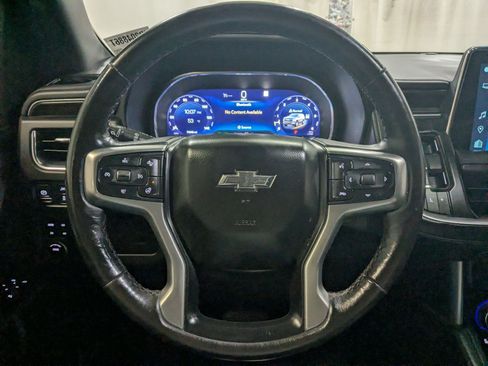 Used 2022 Chevrolet Tahoe Z71 w/ Luxury Package AWD/4WD image 13