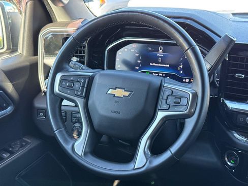 Used 2025 Chevrolet Silverado 1500 LT AWD/4WD image 23