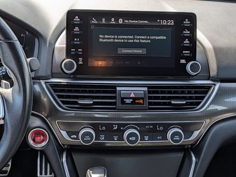 Used 2019 Honda Accord Sport image 16
