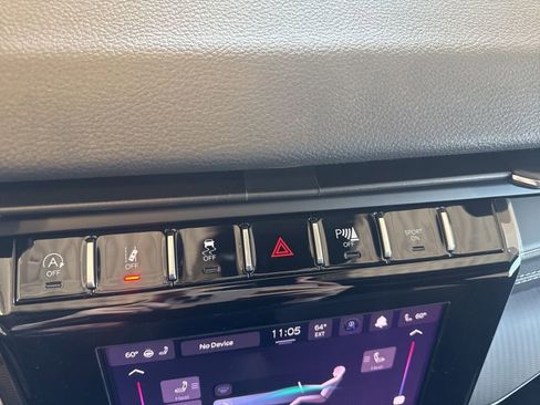 New 2025 Jeep Grand Cherokee Laredo w/ Luxury Tech Group I image 26